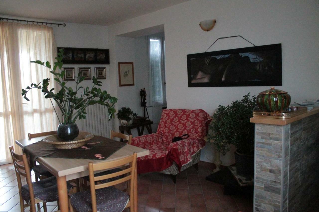 Le Ruote Bed and Breakfast Vezzano sul Crostolo Esterno foto